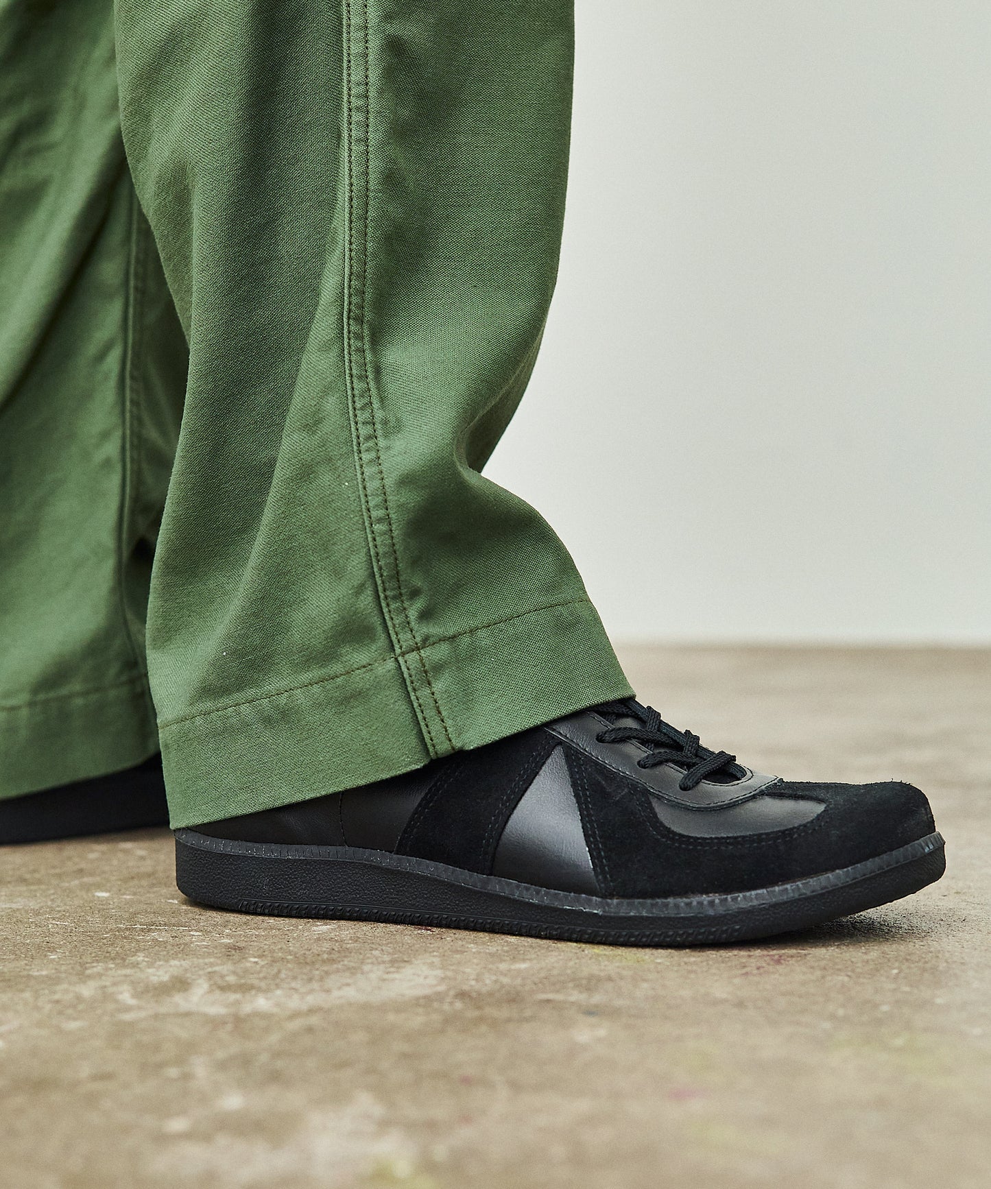 YANKSHIRE 1961 UTILITY TROUSERS VTG SATEEN / OLIVE