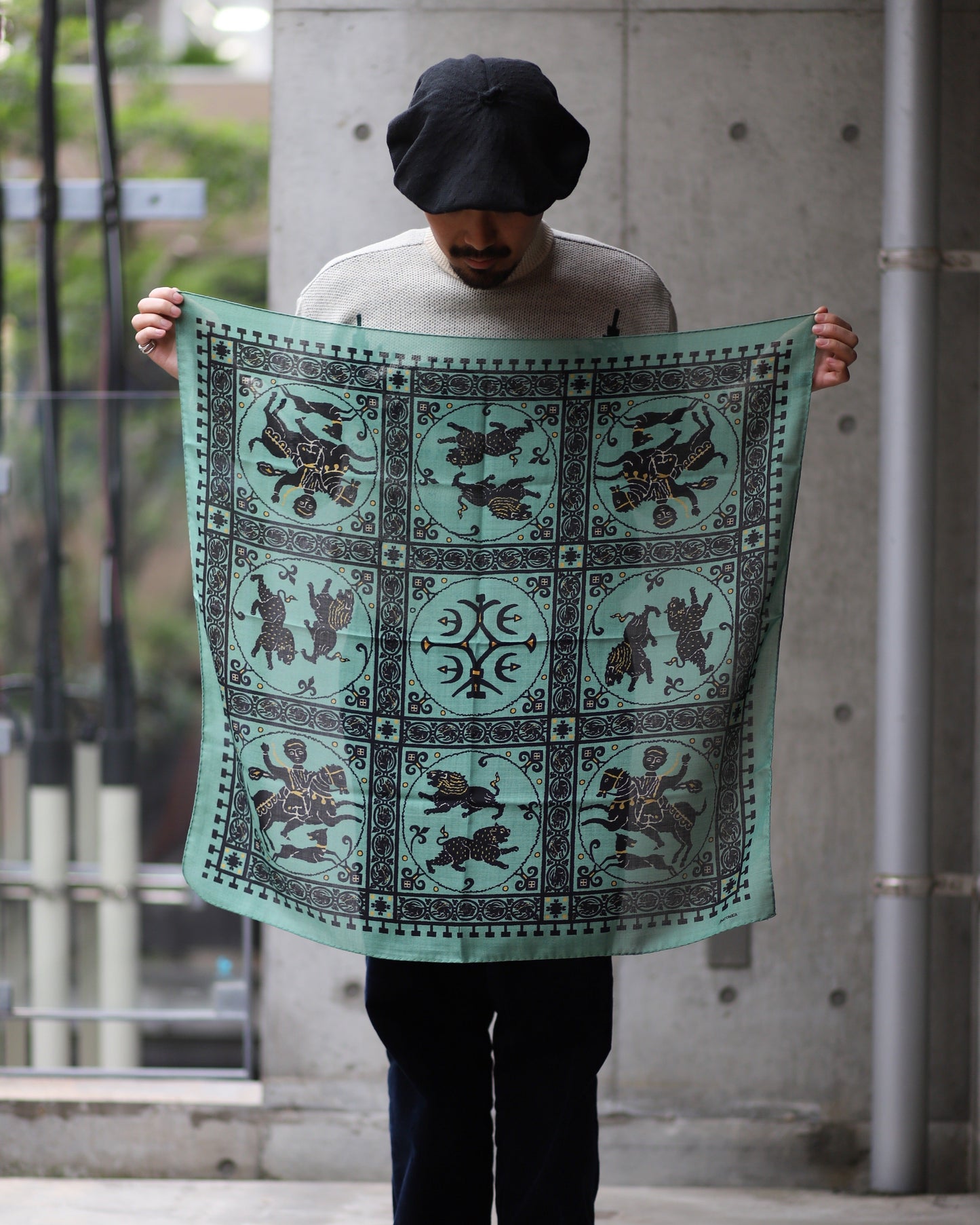 【 24FW 】ANATOMICA SQUARE SCARF MOSAIC ANIMALS / BURGUNDY