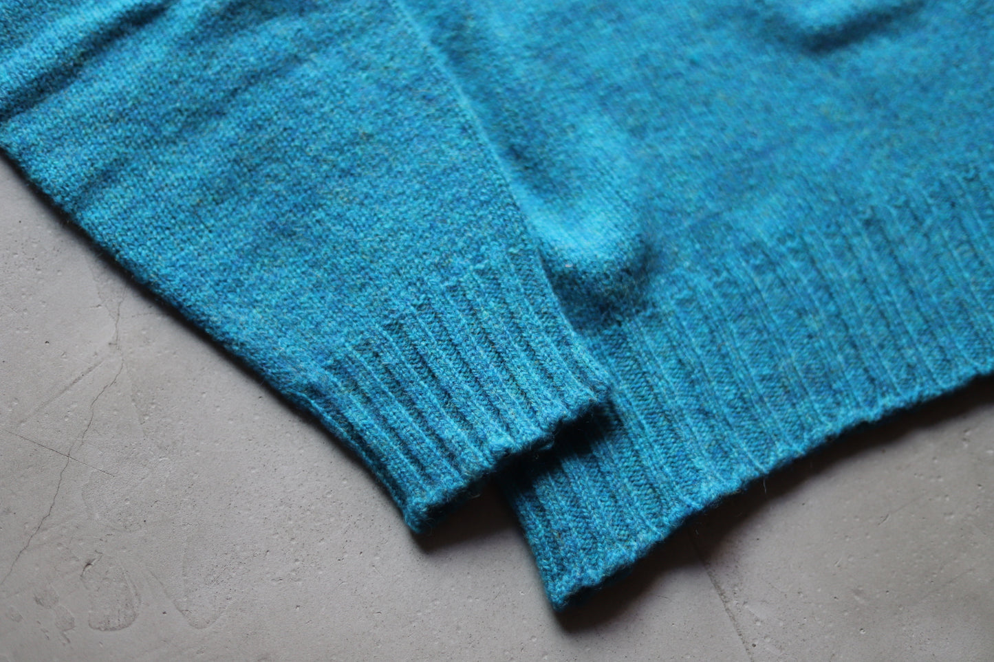 【 24FW 】Der SAMMLER × ESK ANDY CREW NECK SHETLAND / TURQUOISE