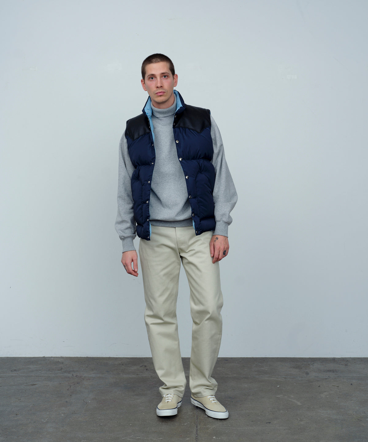 【 25FW PRE-ORDER 】RMFC HERITAGE DOWN VEST / D.NAVY