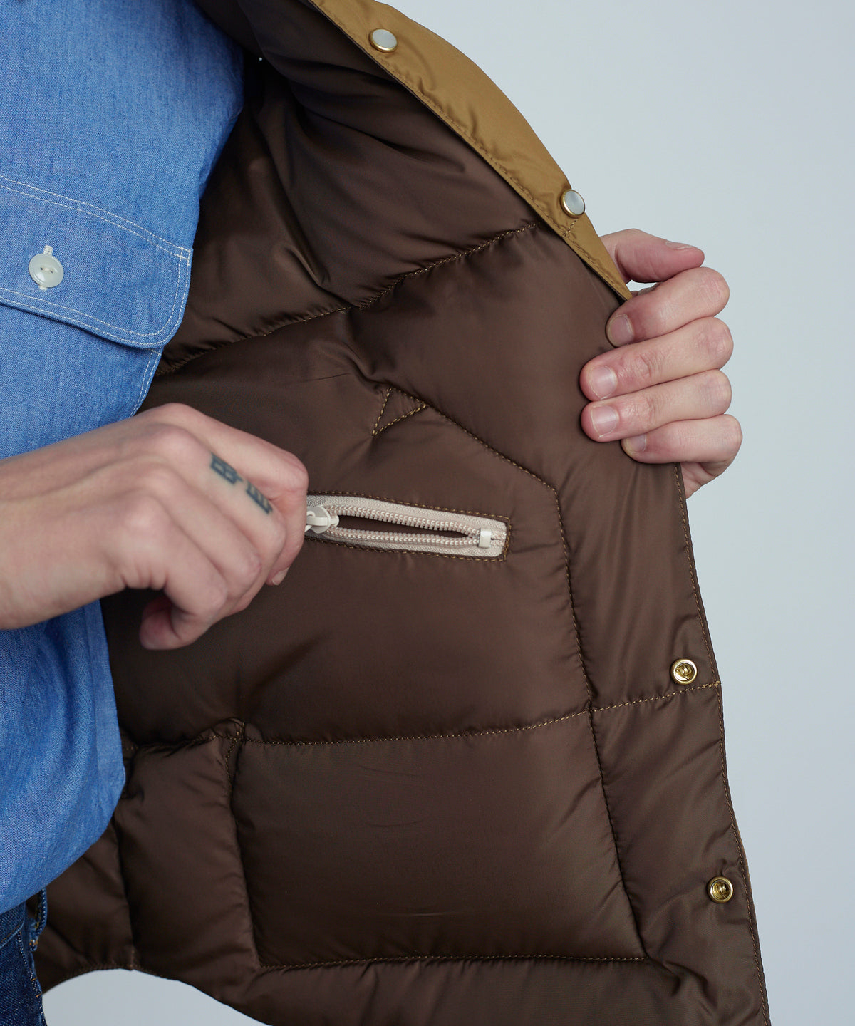 【 25FW 】RMFC HERITAGE CHRISTY VEST / CAMEL