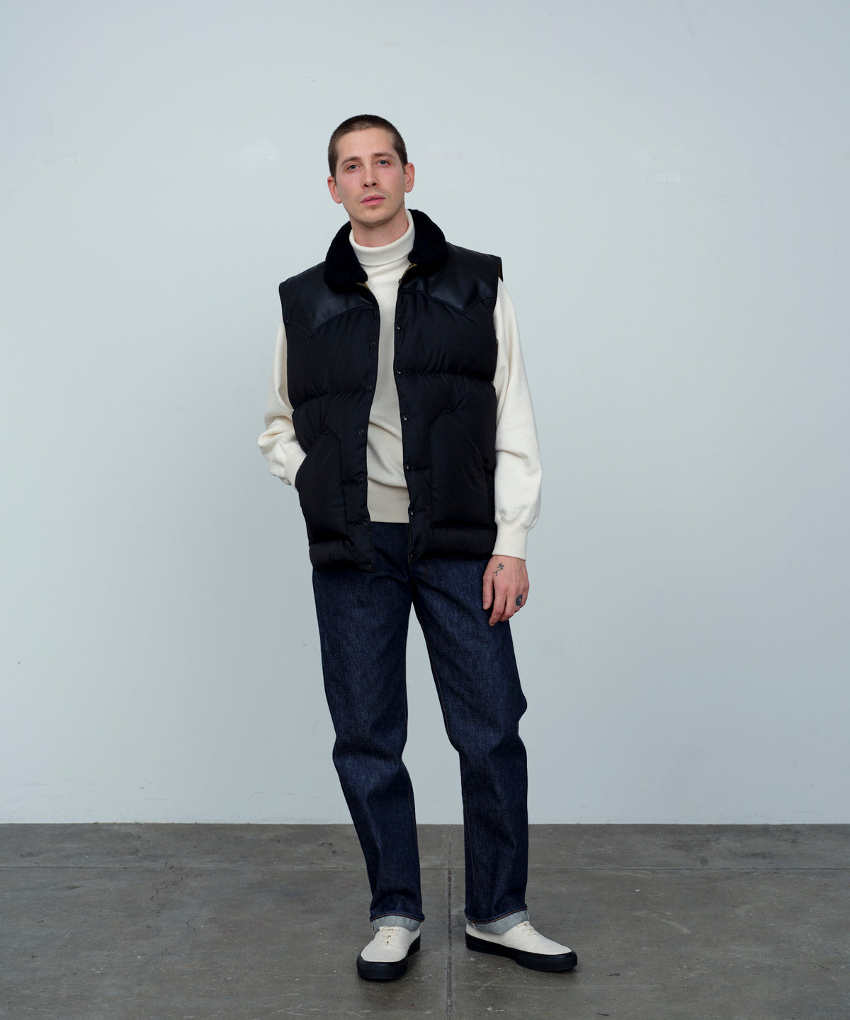 【 25FW 】RMFC HERITAGE CHRISTY VEST / BLACK