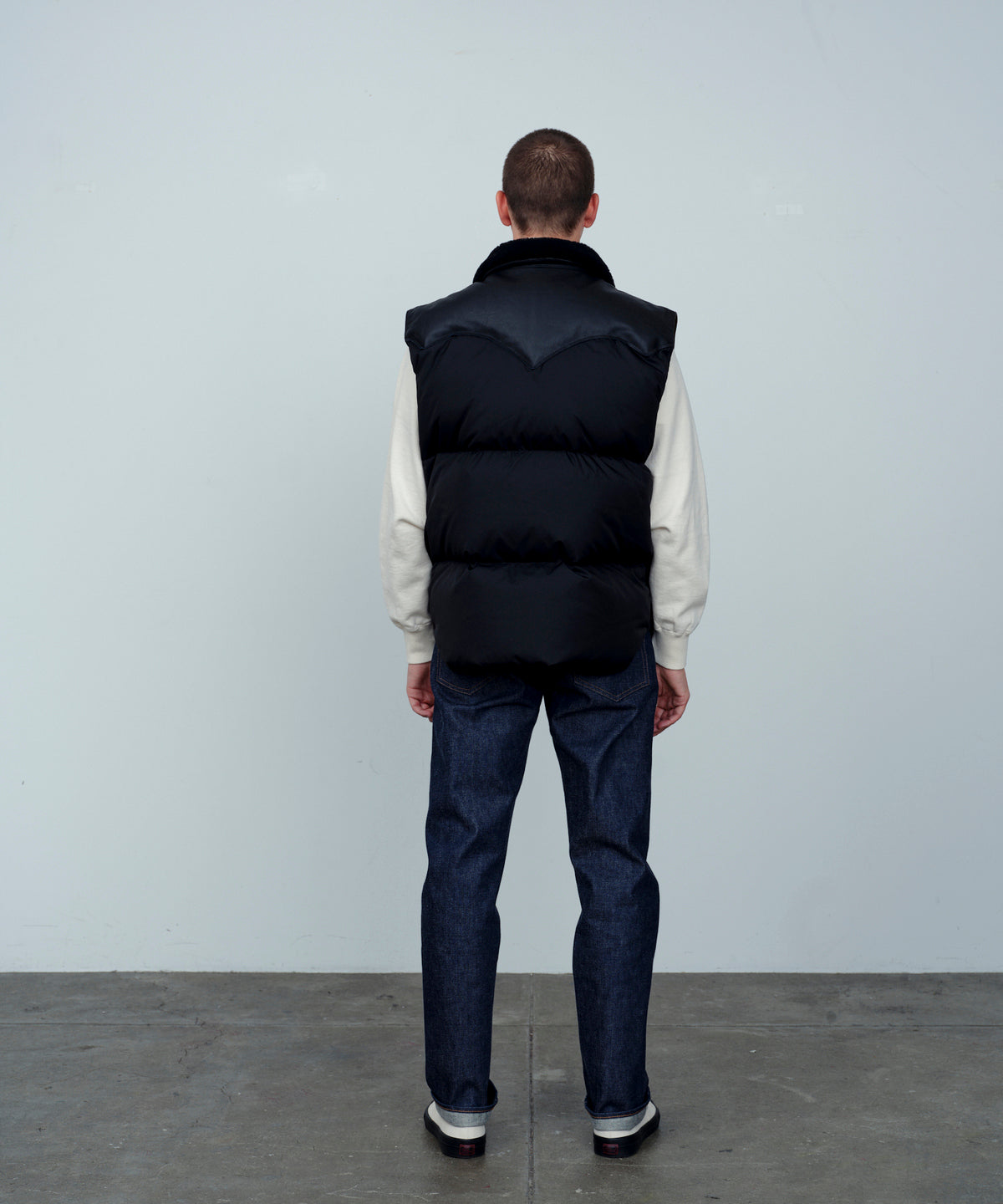 【 25FW PRE-ORDER 】RMFC CHRISTY VEST / BLACK