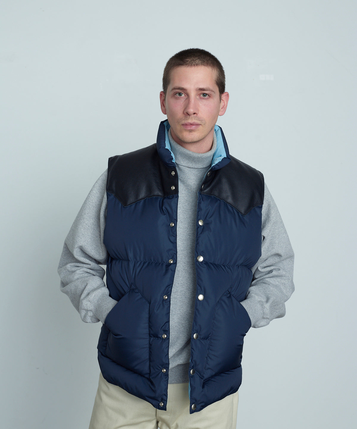 【 25FW PRE-ORDER 】RMFC HERITAGE DOWN VEST / D.NAVY