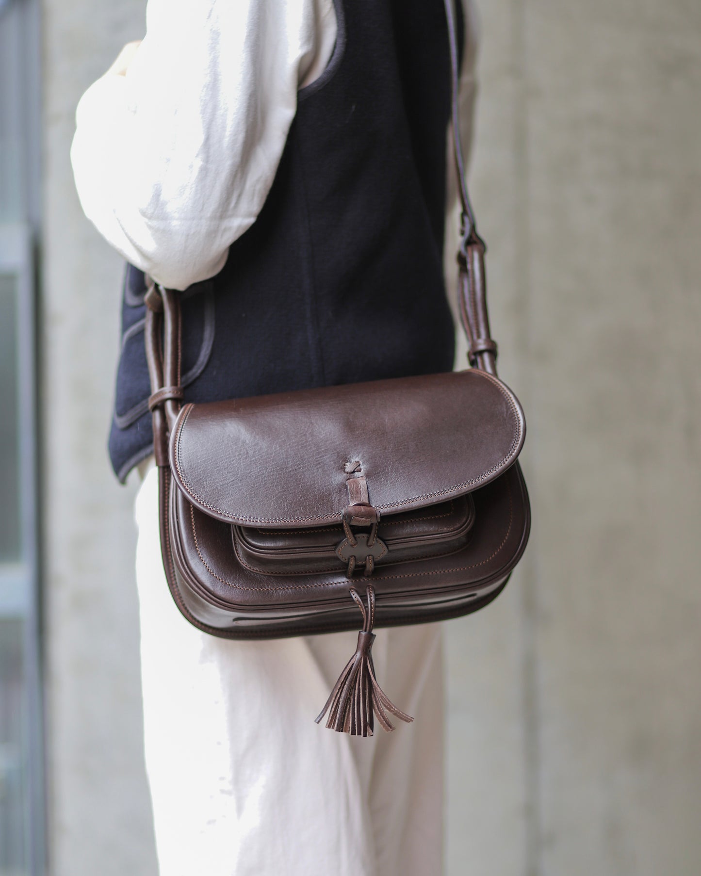 【 25FW 】ANDALUSIA LISO BAG / D.BROWN