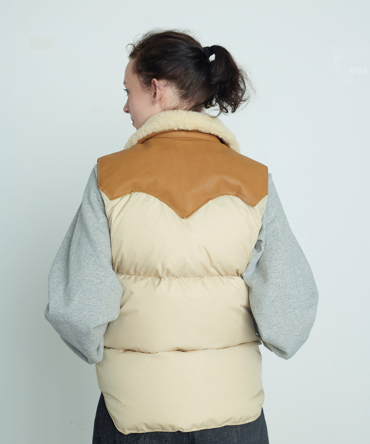 ジャケット・アウター RMFC HERITAGE CHRISTY VEST / L.BEIGE 25FW 】RMFC HERITAGE CHRISTY VEST / L.BEIGE – A'r11551 FUKUOKA