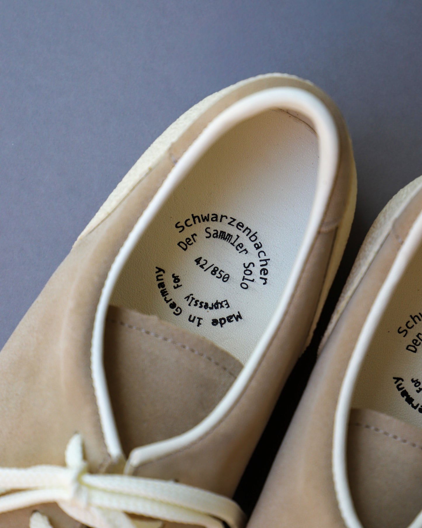 【 26SS 】Der SAMMLER SOLO × Schwarzenbacher MEYER SUEDE / SAND