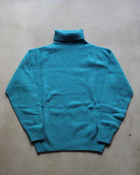 【 24FW 】Der SAMMLER × ESK IAIN ROLL NECK SHETLAND /TURQUOISE