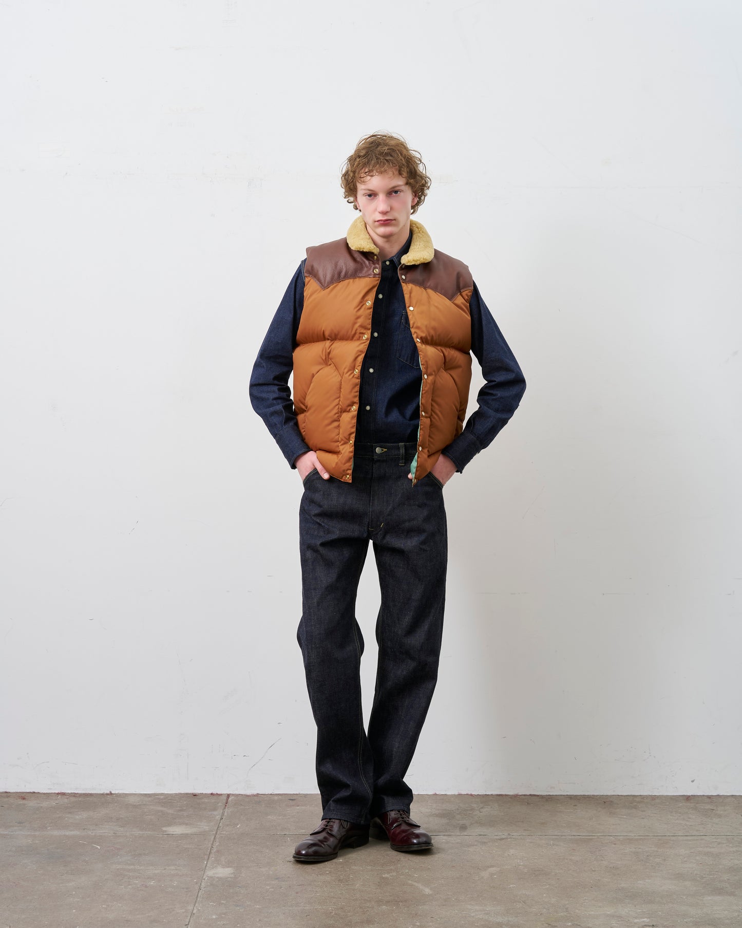 【 26FW 】RMFC CLASSICS CHRISTY VEST / BROWN