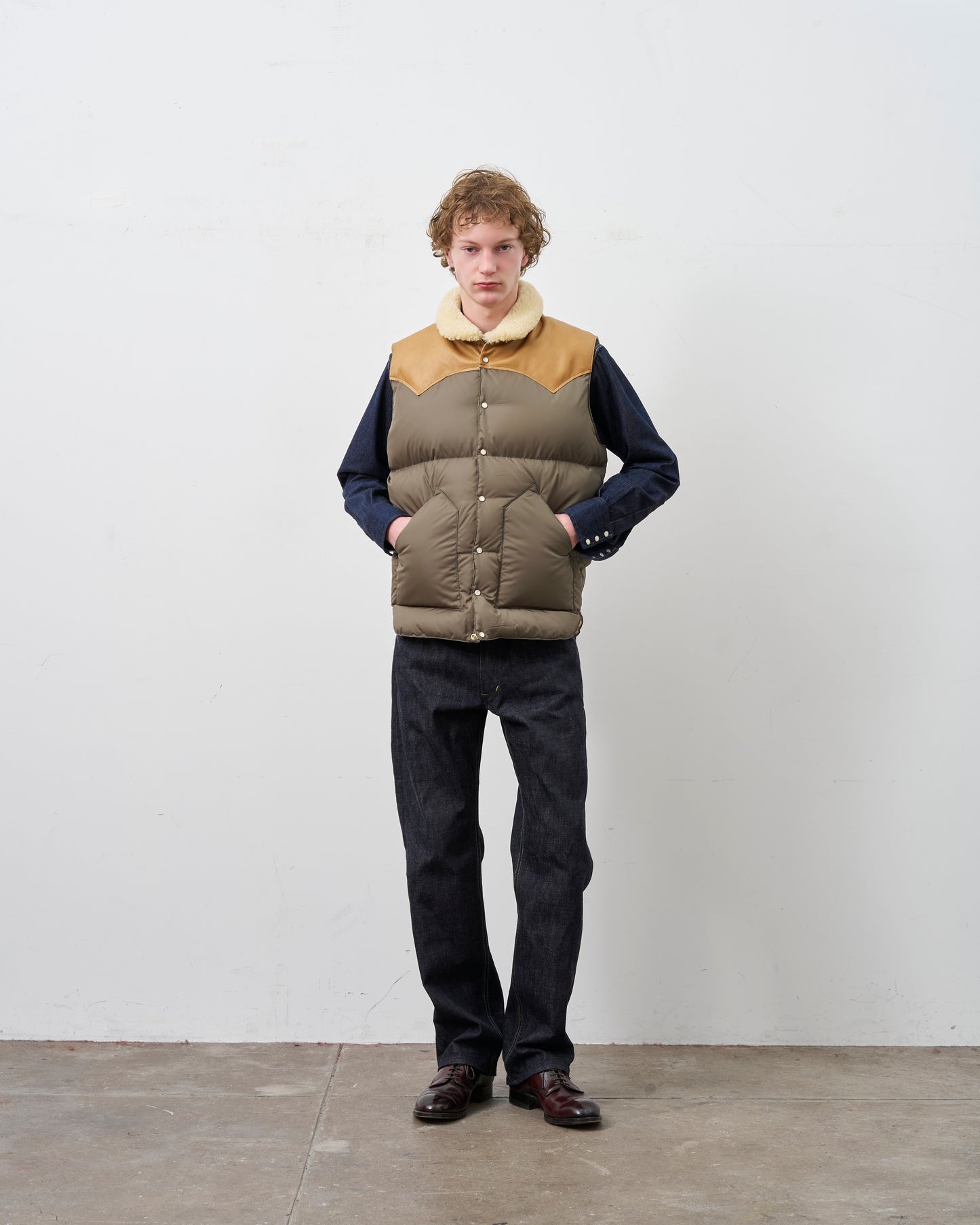 【 26FW 】RMFC CLASSICS CHRISTY VEST / OLIVE