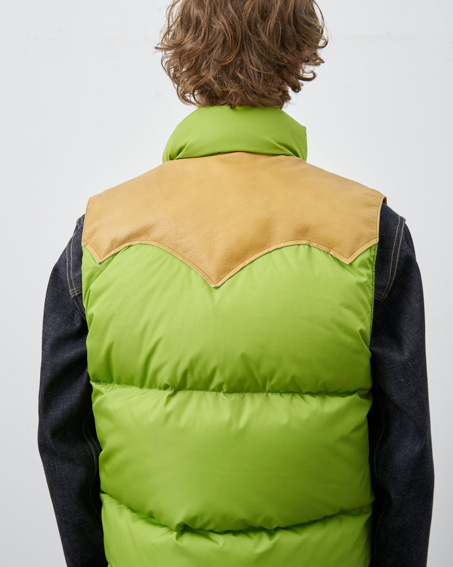 【 26FW PRE-ORDER 】RMFC CLASSICS DOWN VEST / KIWI
