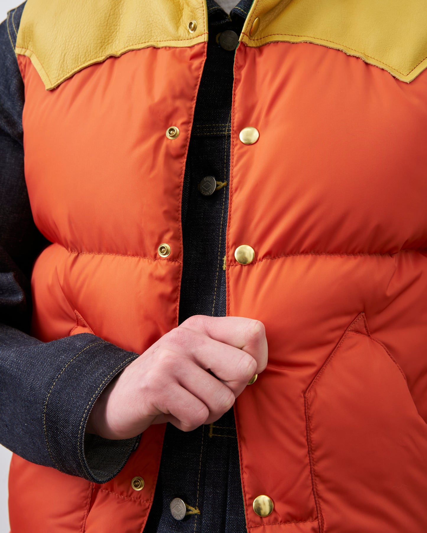 【 26FW PRE-ORDER 】RMFC CLASSICS DOWN VEST / ORENGE