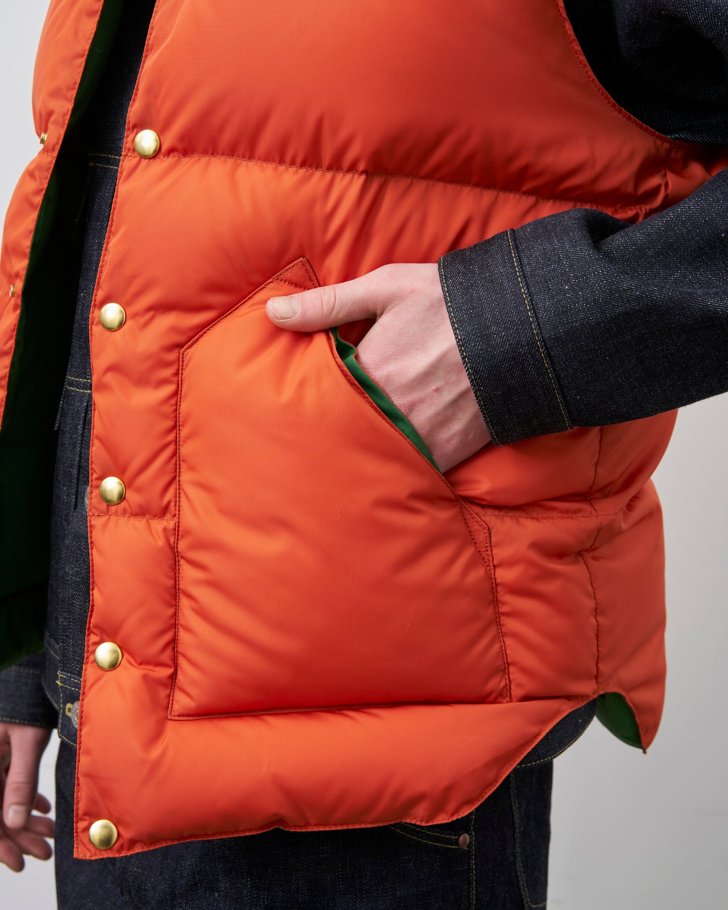 【 26FW PRE-ORDER 】RMFC CLASSICS DOWN VEST / ORENGE