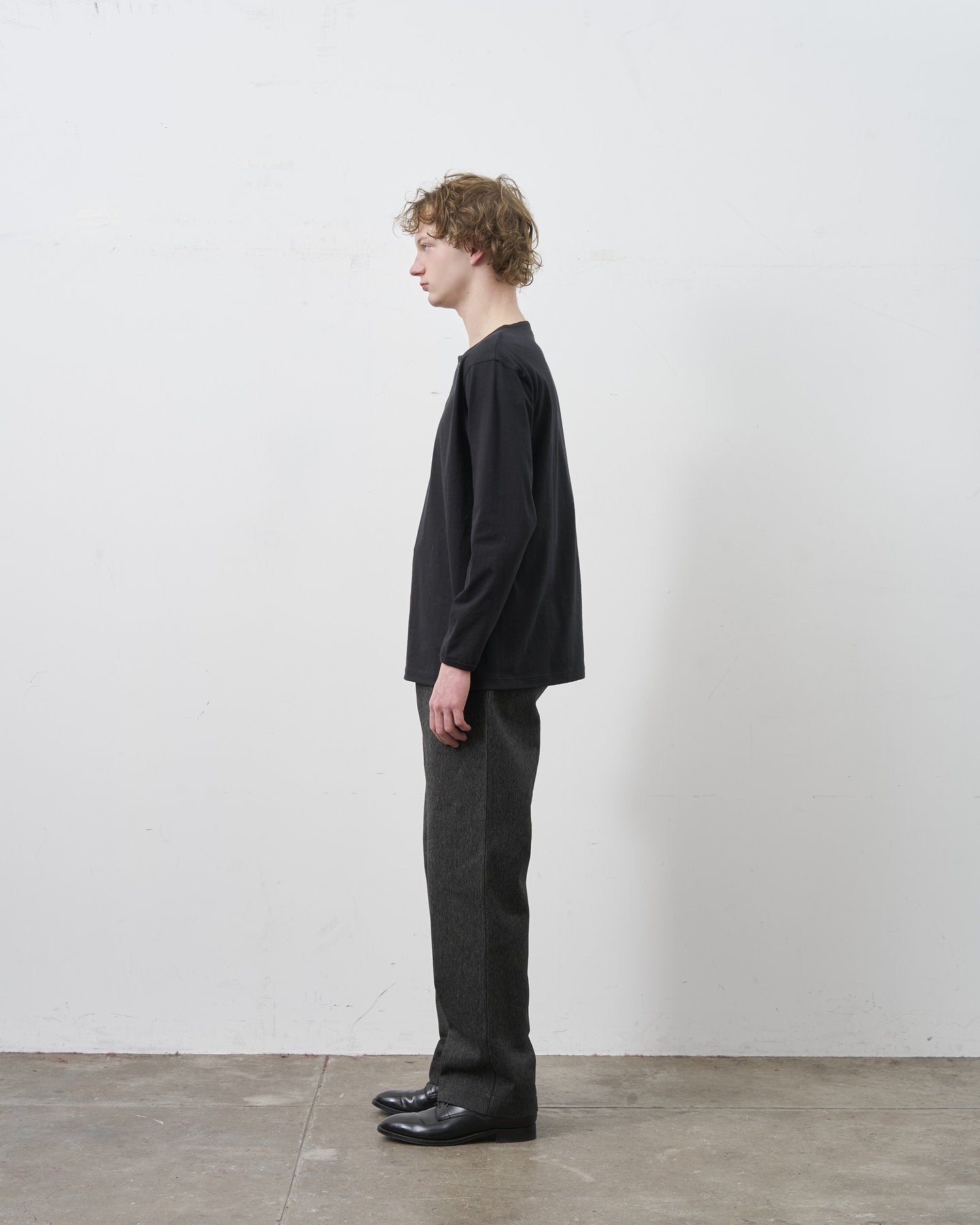 【 26SS 】BIGYANK HENRY NECK LS  TEE / BLACK