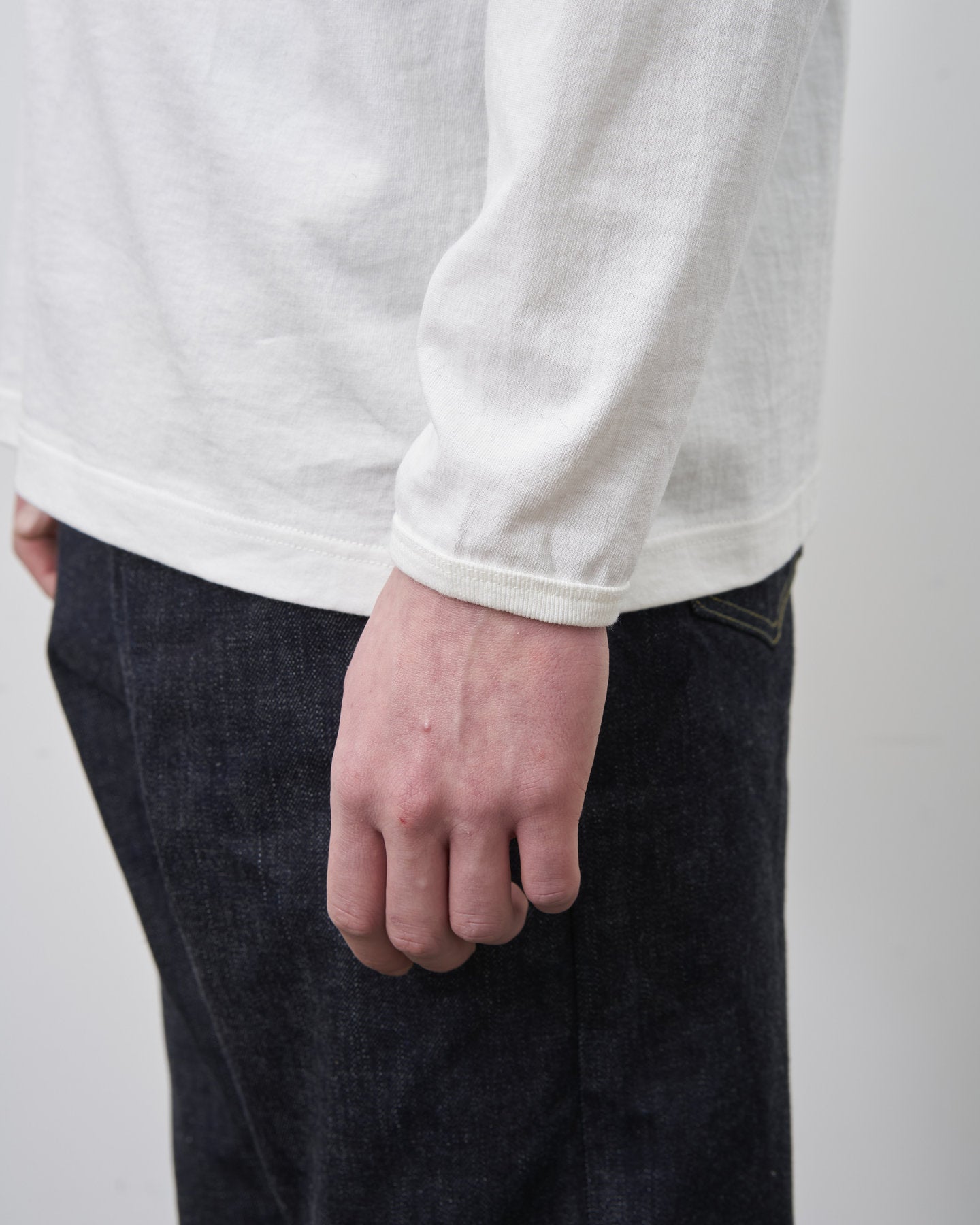 【 26SS 】BIGYANK HENRY NECK LS  TEE / WHITE