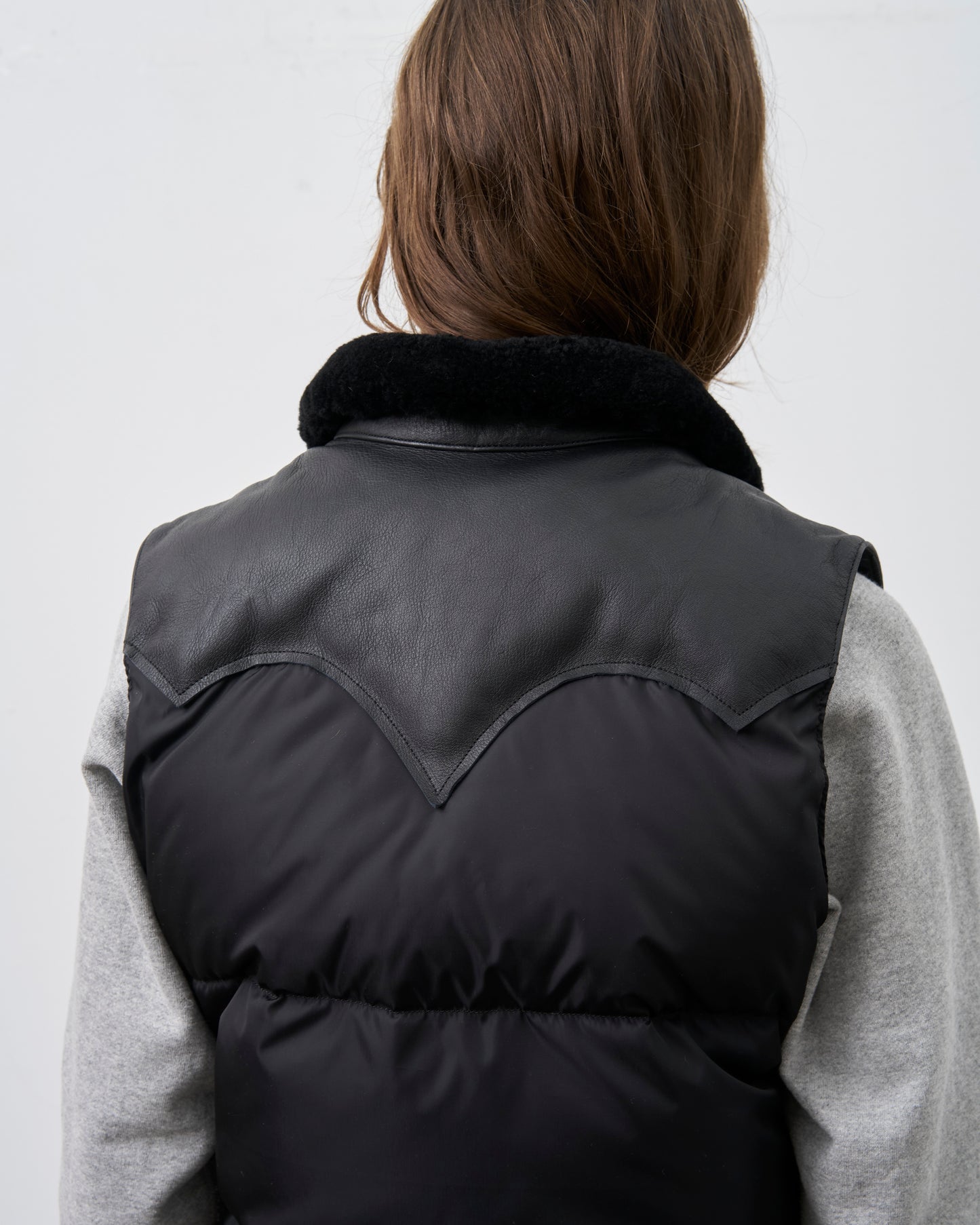 【 26FW 】RMFC CLASSICS KOURTNEY VEST / BLACK
