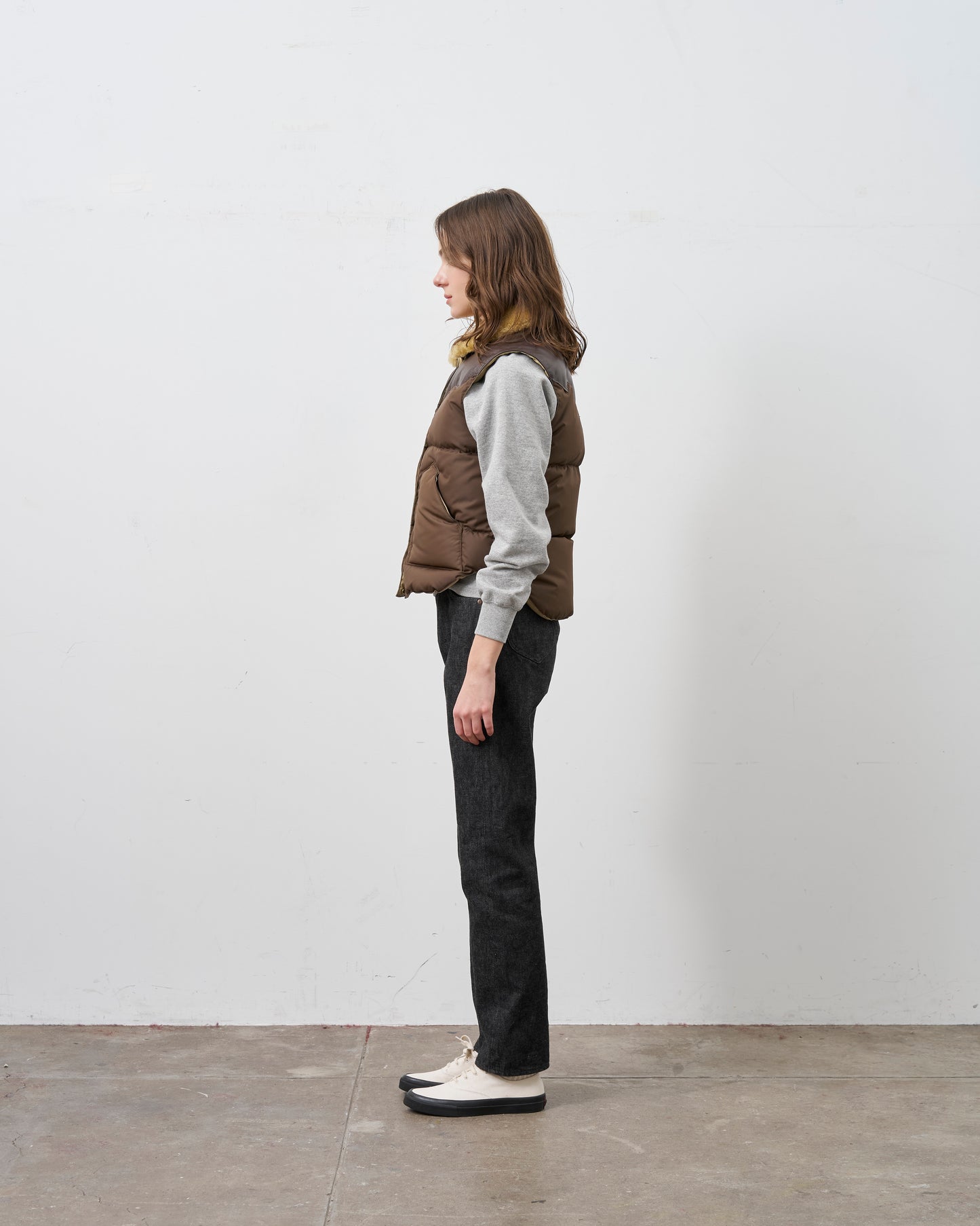 【 26FW 】RMFC CLASSICS KOURTNEY VEST / D.BROWN