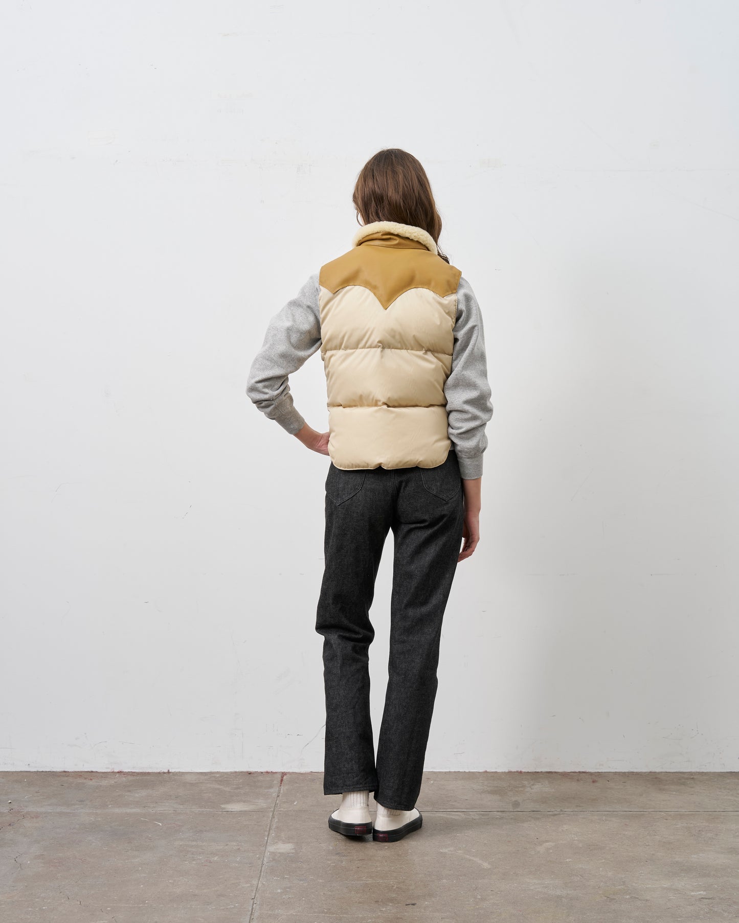 【 26FW 】RMFC CLASSICS KOURTNEY VEST / L.BEIGE