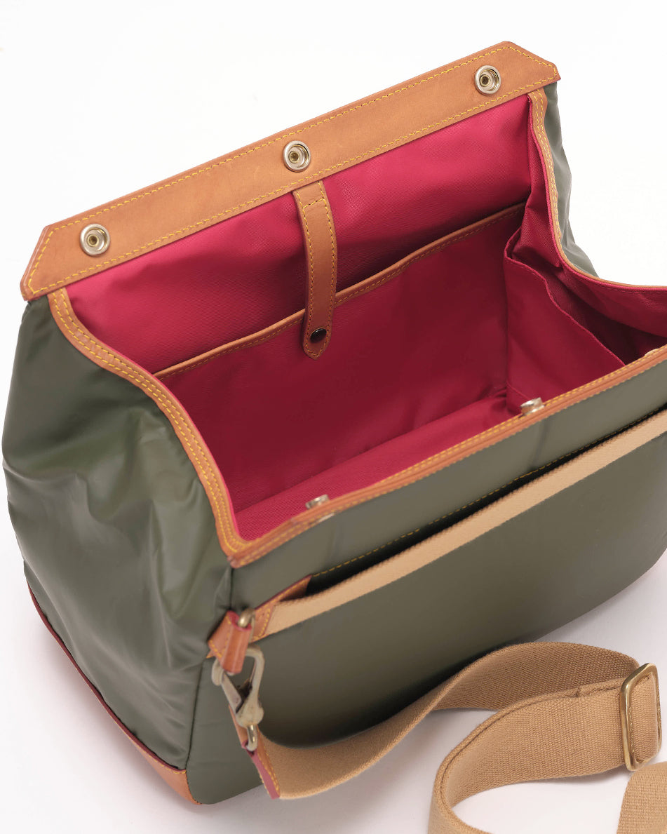 12/5(Fri.)発売【 GINZA Anniv. Items 】SHOULDER BAG by HUNTING WORLD / OLIVE