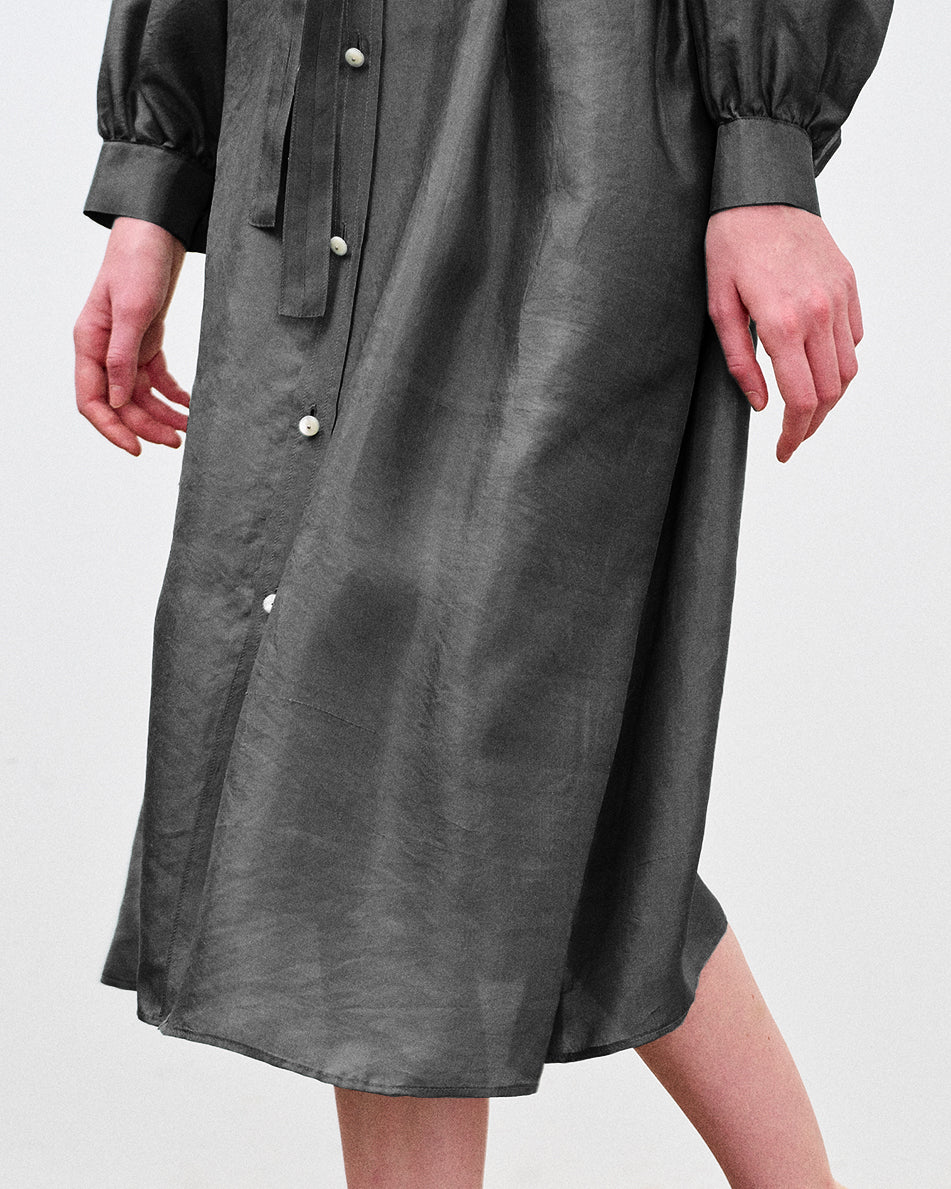 【 26SS 】ANATOMICA LADIES TUSCAN DRESS KHADI SILK / CHARCOAL