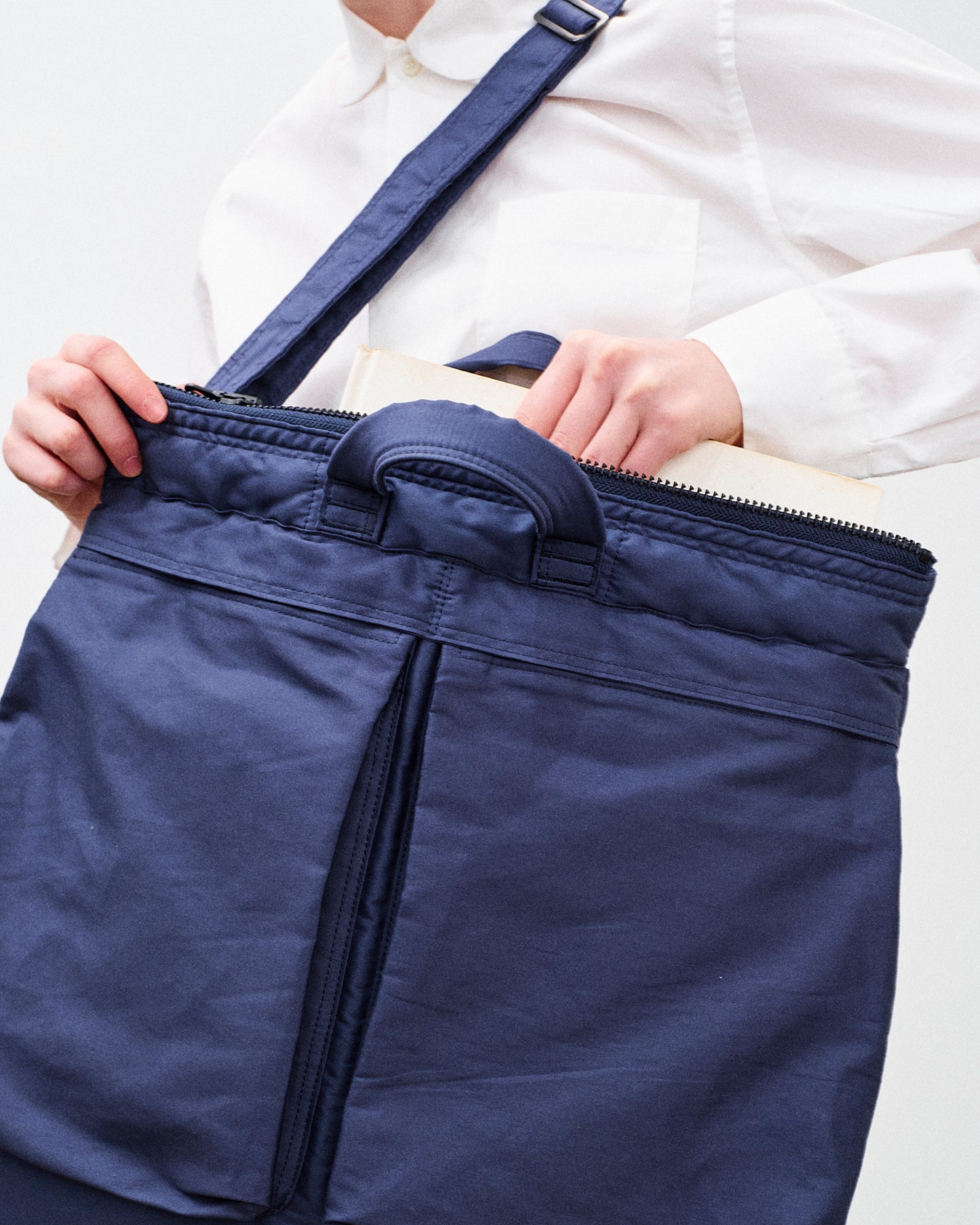 【 26SS 】ANATOMICA USAF HELMET BAG M / NAVY