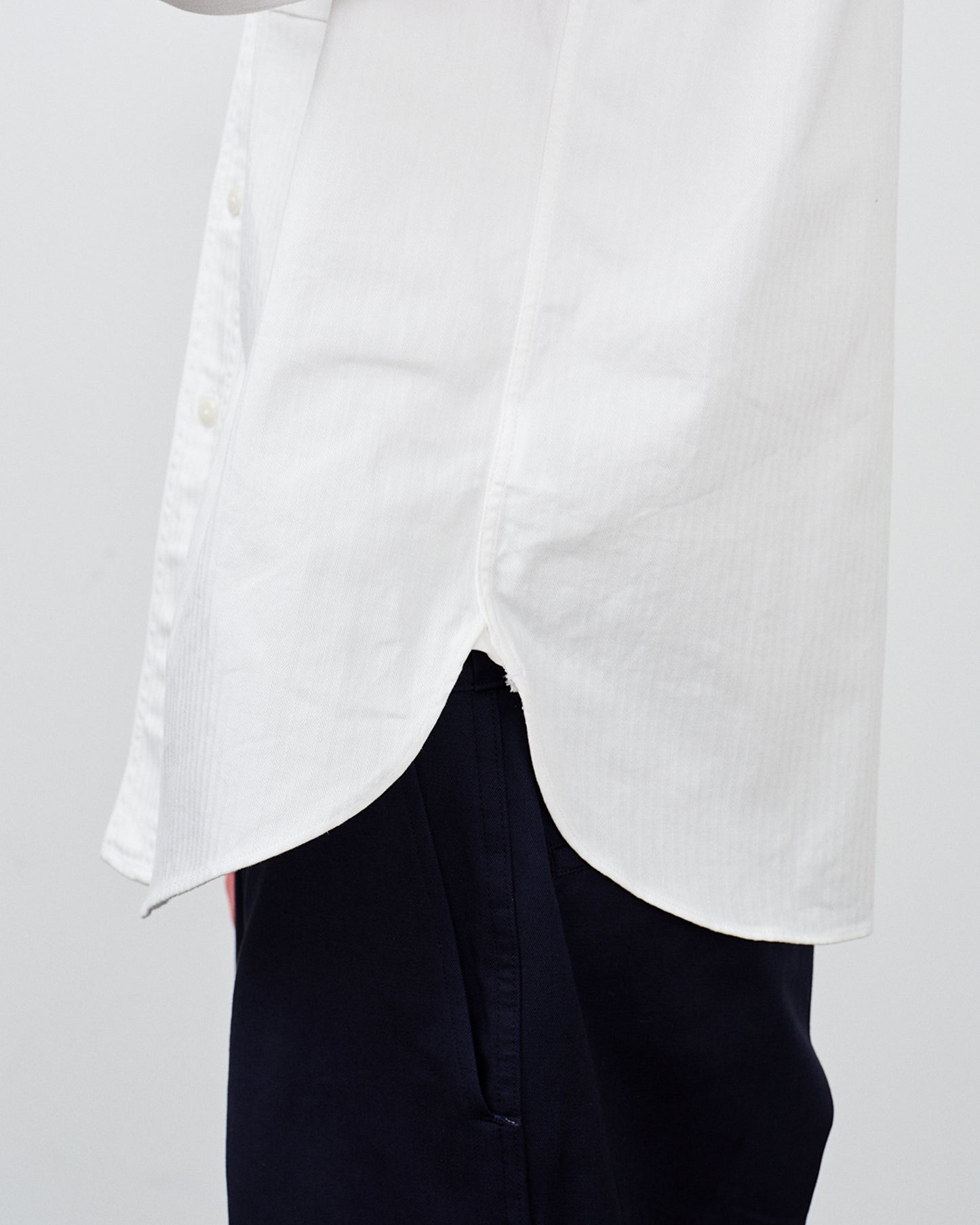 【 26SS 】BIGYANK Y1943 L/W HBT SHIRT / WHITE
